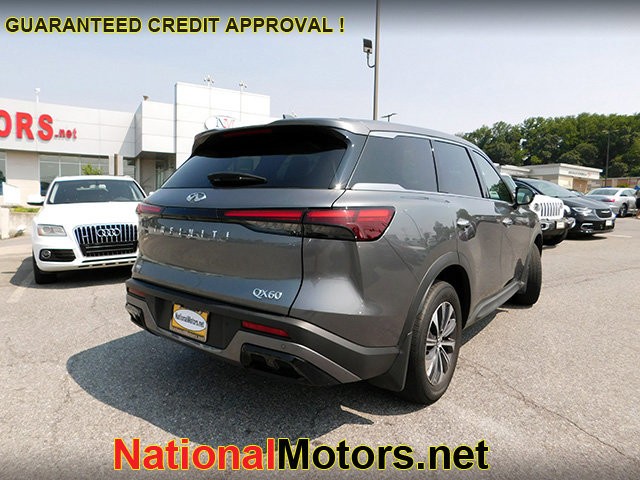 INFINITI QX60 Vehicle Full-screen Gallery Image 05