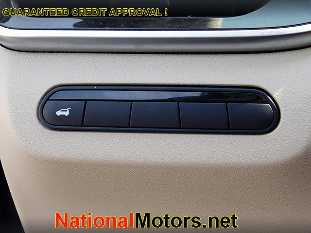 INFINITI QX60 Vehicle Full-screen Gallery Image 26