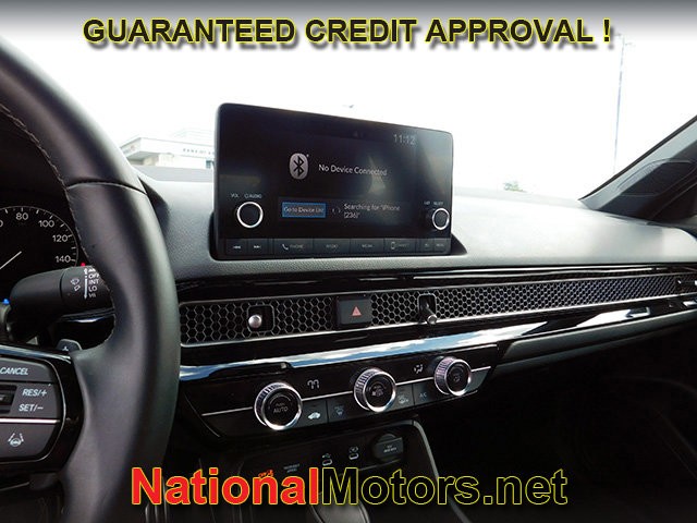 Honda Civic Sedan Vehicle Full-screen Gallery Image 12