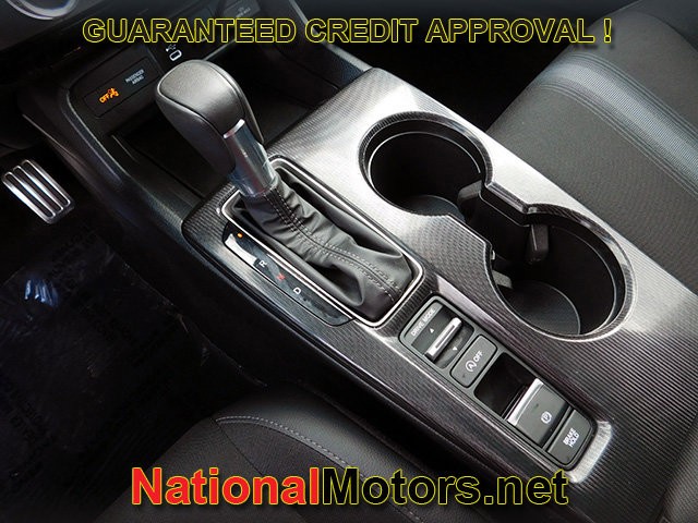 Honda Civic Sedan Vehicle Full-screen Gallery Image 16