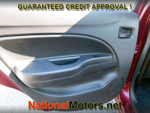 Mitsubishi Mirage G4 Vehicle Full-screen Gallery Image 09