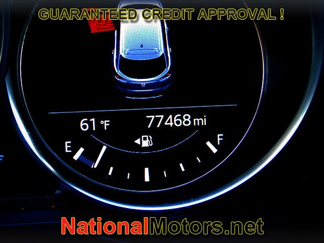 Mazda CX-9 Vehicle Full-screen Gallery Image 23