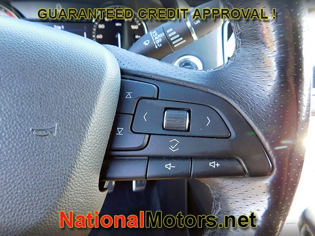 Cadillac XT4 Vehicle Full-screen Gallery Image 17