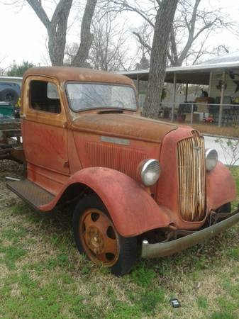 Dodge 2 Ton Truck 2 Ton Truck - Round Mountain TX