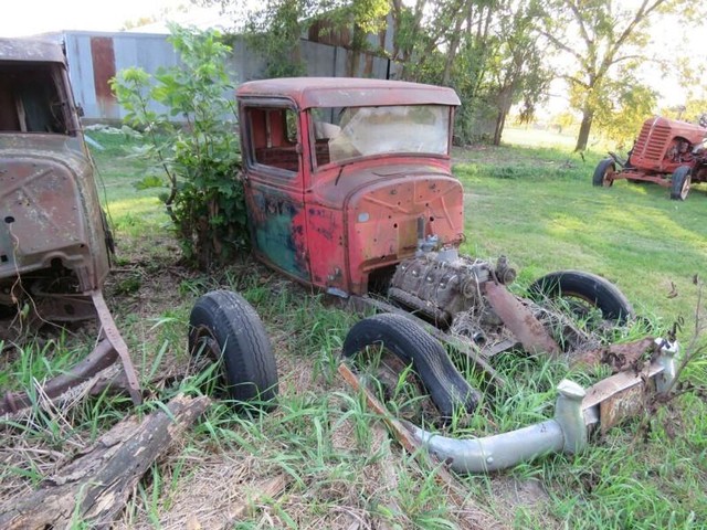 Ford Pickup - Round Mountain TX