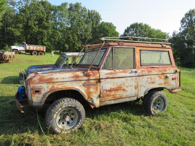 Ford Bronco - Round Mountain TX
