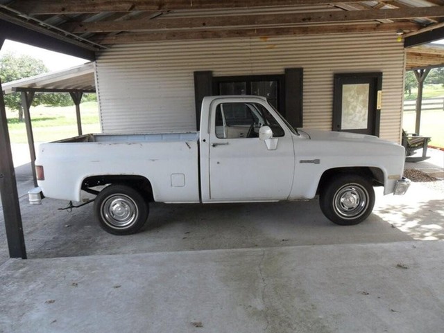 1983 GMC C/K Pickup   at CarsBikesBoats.com in Round Mountain TX