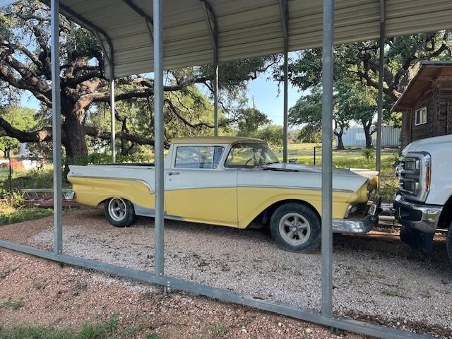 Ford Ranchero - Round Mountain TX