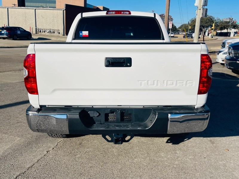 Toyota Tundra 2WD Vehicle Image 04