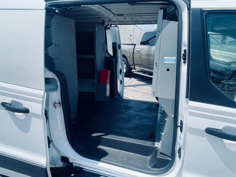 Ford Transit Connect Vehicle Image 19