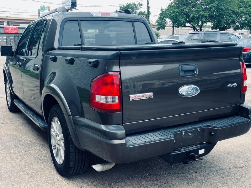 Ford Explorer Sport Trac Vehicle Full-screen Gallery Image 03