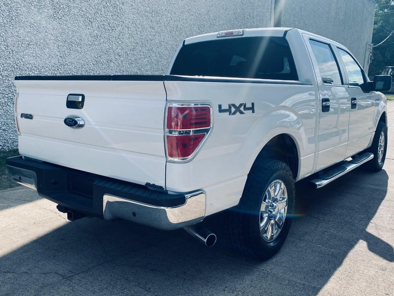 Ford F-150 Vehicle Full-screen Gallery Image 06