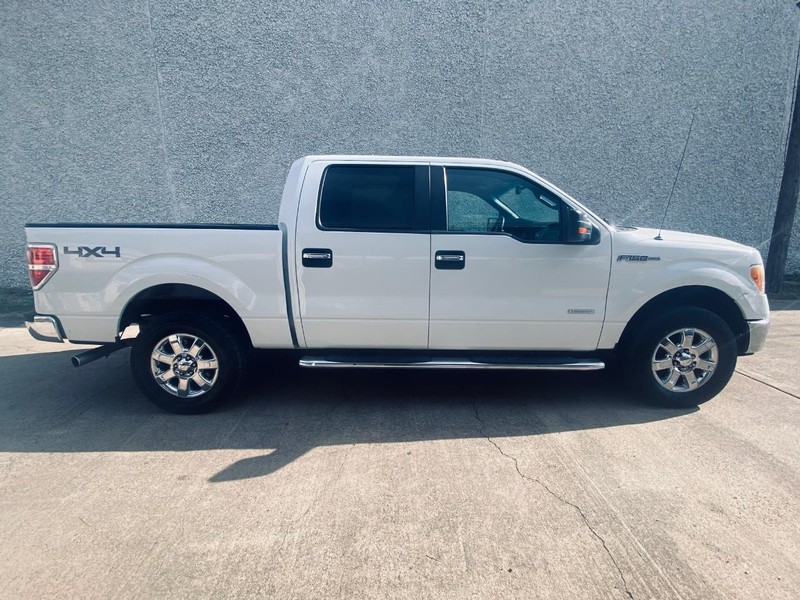 Ford F-150 Vehicle Full-screen Gallery Image 07