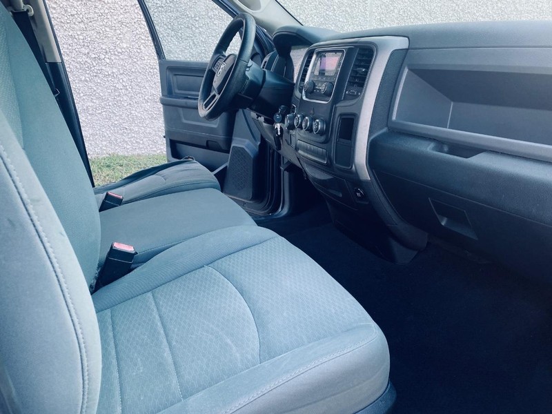 Ram 1500 Vehicle Full-screen Gallery Image 19