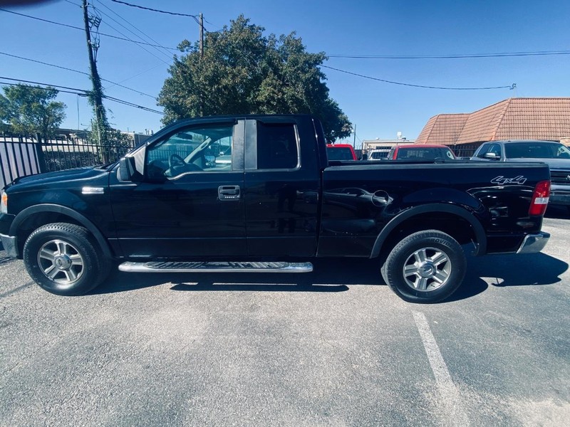 Ford F-150 Vehicle Full-screen Gallery Image 02