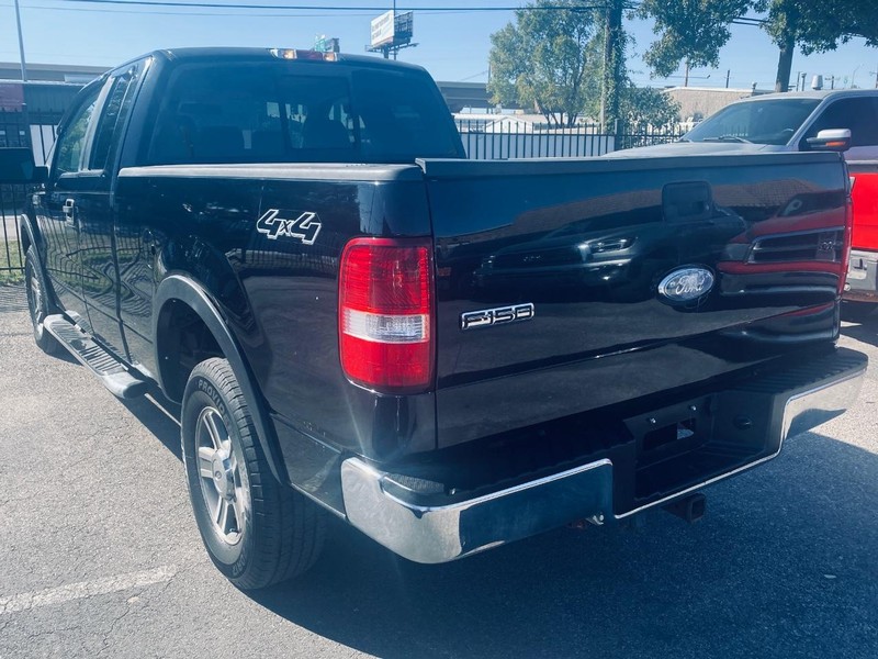 Ford F-150 Vehicle Full-screen Gallery Image 03