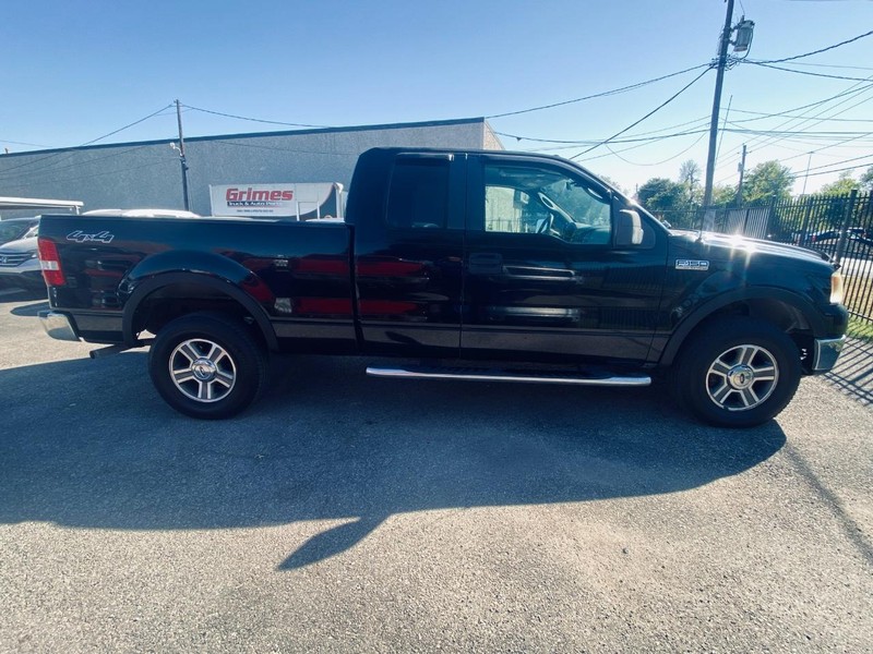Ford F-150 Vehicle Full-screen Gallery Image 07