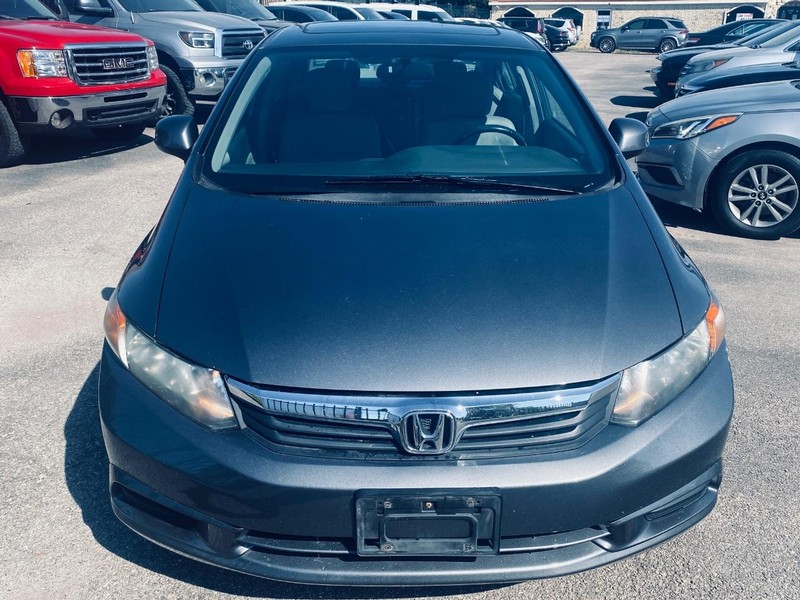 Honda Civic Sedan Vehicle Full-screen Gallery Image 09