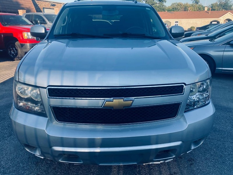 Chevrolet Tahoe Vehicle Full-screen Gallery Image 09