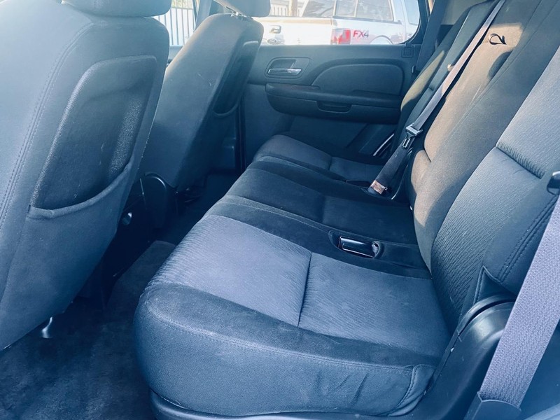 Chevrolet Tahoe Vehicle Full-screen Gallery Image 14