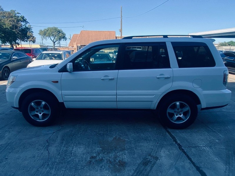 Honda Pilot Vehicle Full-screen Gallery Image 02