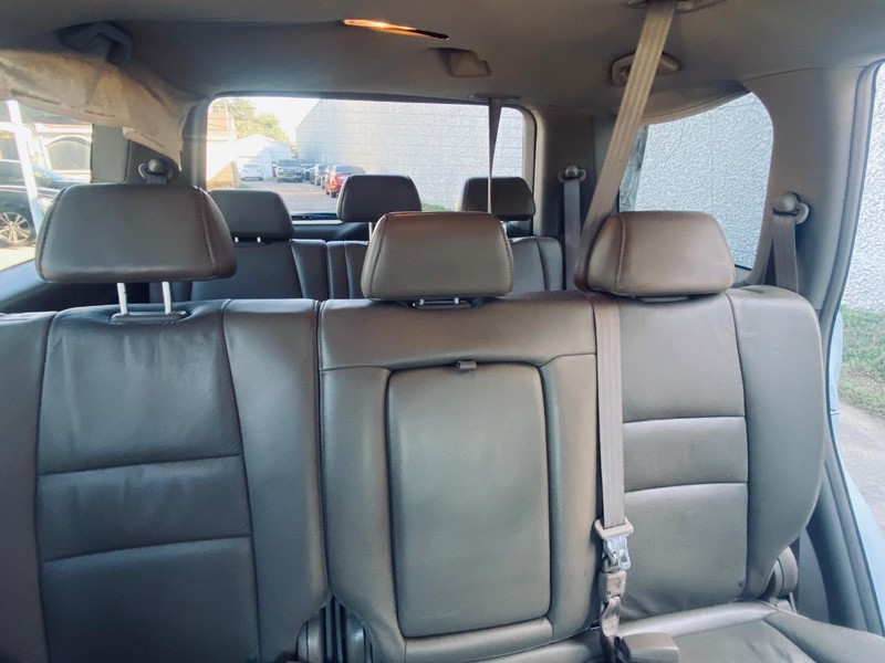 Honda Pilot Vehicle Full-screen Gallery Image 26