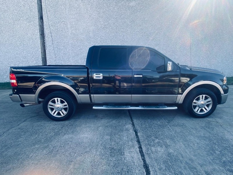 Ford F-150 Vehicle Full-screen Gallery Image 07