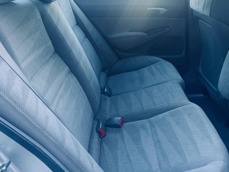 Honda Civic Sedan Vehicle Full-screen Gallery Image 12