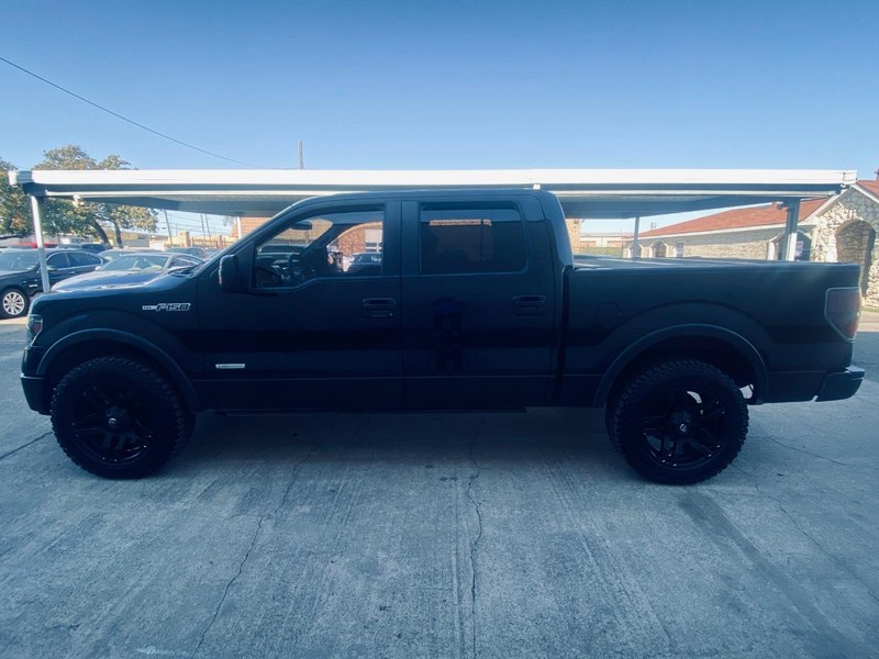 Ford F-150 Vehicle Full-screen Gallery Image 02