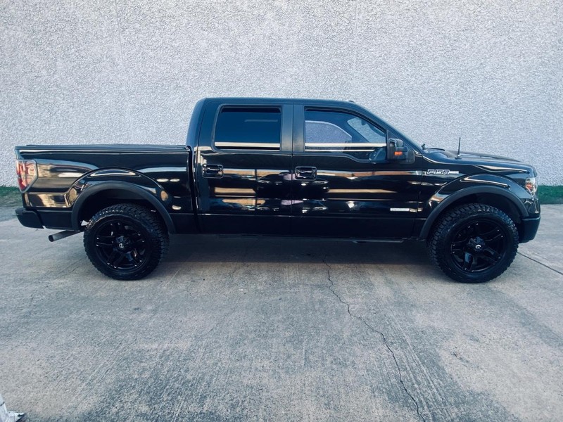 Ford F-150 Vehicle Full-screen Gallery Image 07