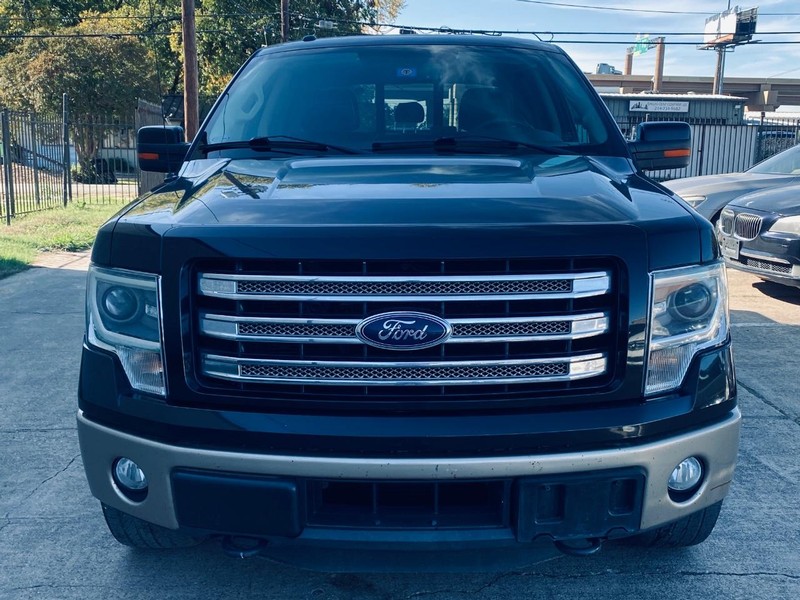 Ford F-150 Vehicle Full-screen Gallery Image 09