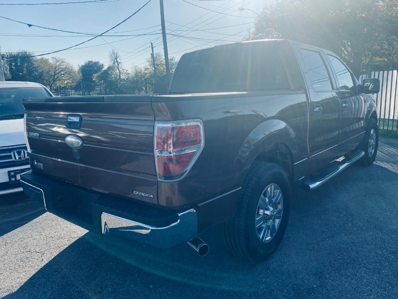 Ford F-150 Vehicle Full-screen Gallery Image 06