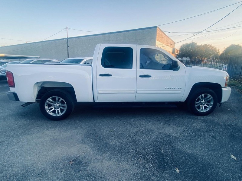 Chevrolet Silverado 1500 Vehicle Full-screen Gallery Image 07