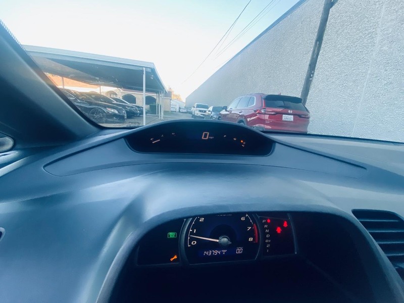 Honda Civic Sedan Vehicle Full-screen Gallery Image 24