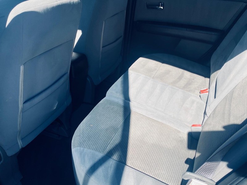 Nissan Sentra Vehicle Full-screen Gallery Image 14