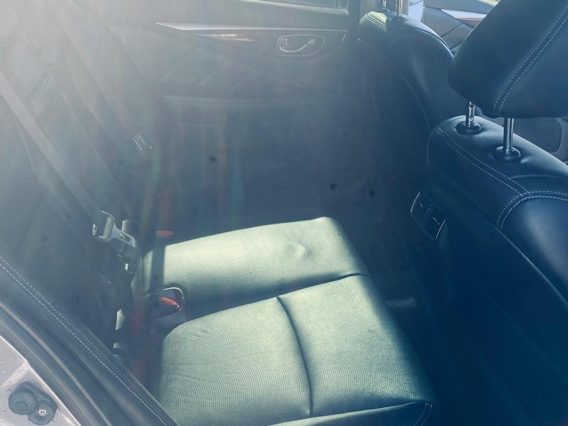 INFINITI Q50 Vehicle Full-screen Gallery Image 16