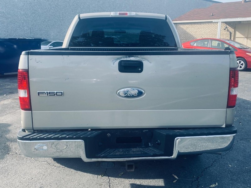 Ford F-150 Vehicle Full-screen Gallery Image 04