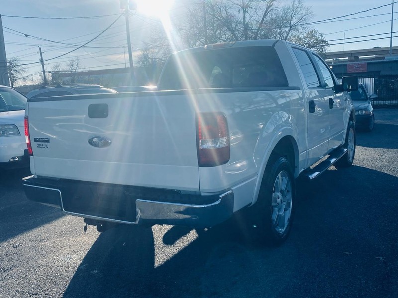 Ford F-150 Vehicle Full-screen Gallery Image 06