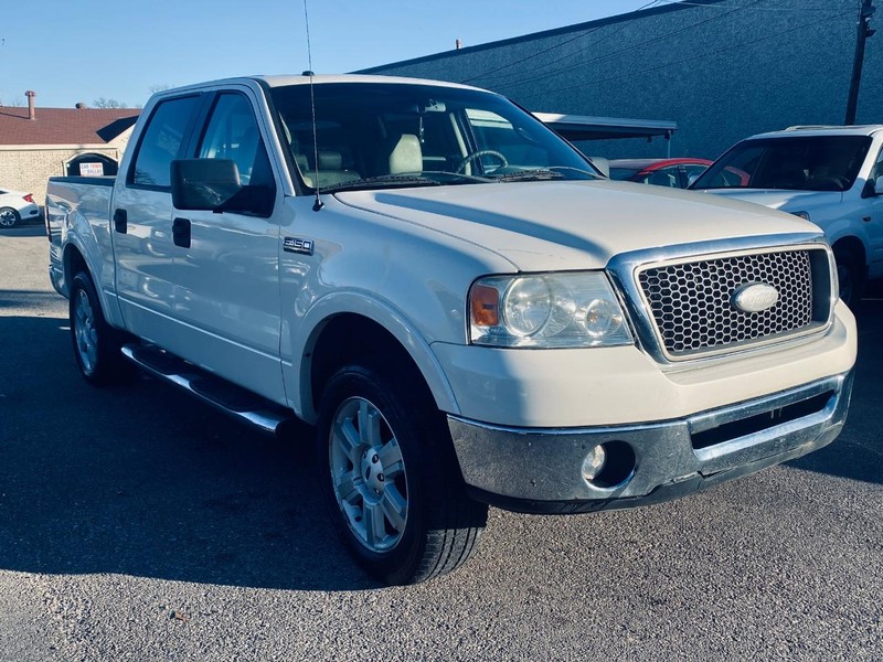 Ford F-150 Vehicle Full-screen Gallery Image 08