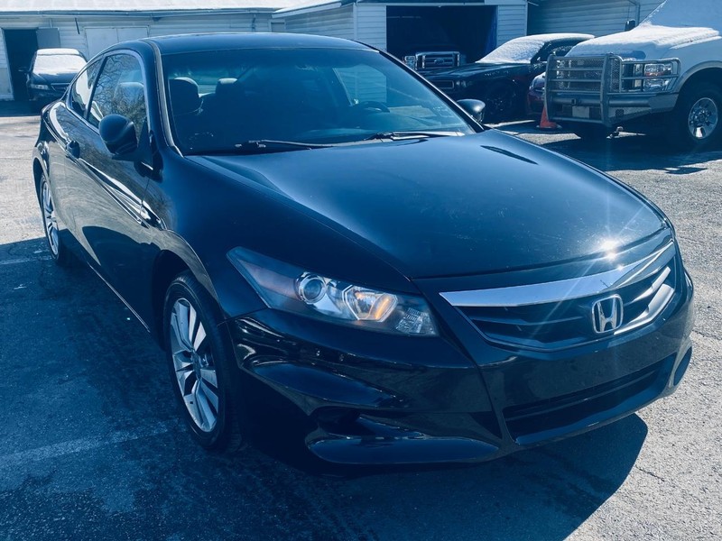 Honda Accord Coupe Vehicle Full-screen Gallery Image 08