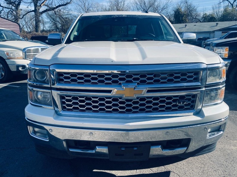 Chevrolet Silverado 1500 Vehicle Full-screen Gallery Image 09