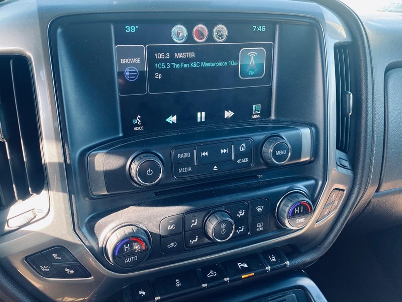 Chevrolet Silverado 1500 Vehicle Full-screen Gallery Image 22