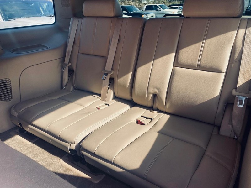 Chevrolet Tahoe Vehicle Full-screen Gallery Image 14