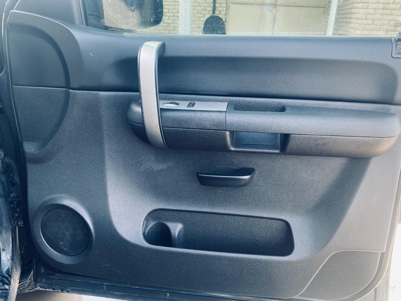 GMC Sierra 1500 Vehicle Full-screen Gallery Image 21