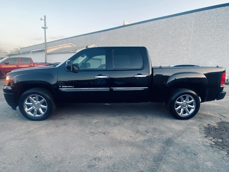 GMC Sierra 1500 Vehicle Full-screen Gallery Image 02