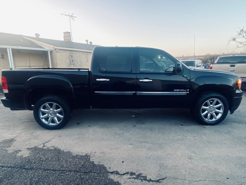 GMC Sierra 1500 Vehicle Full-screen Gallery Image 07