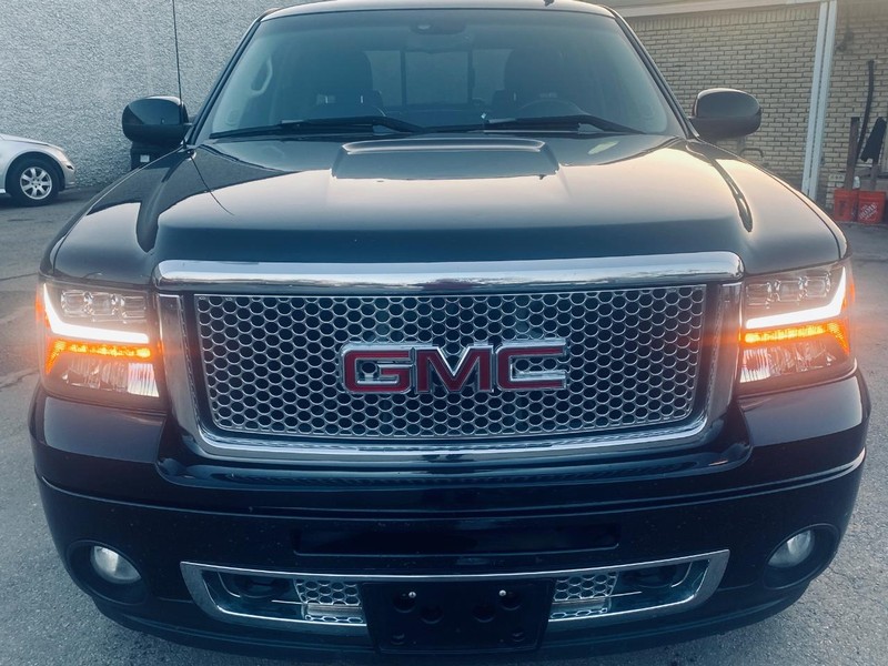 GMC Sierra 1500 Vehicle Full-screen Gallery Image 09