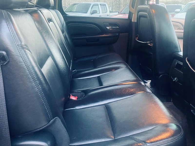 GMC Sierra 1500 Vehicle Full-screen Gallery Image 18