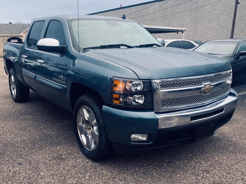 Chevrolet Silverado 1500 Vehicle Full-screen Gallery Image 06