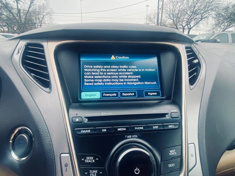 Hyundai Azera Vehicle Full-screen Gallery Image 22